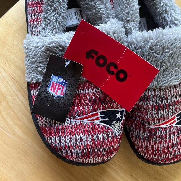 NWT NFL New England Patriots Women's Peak Slide Slippers, size LARGE (9-10) - Picture 6 of 7